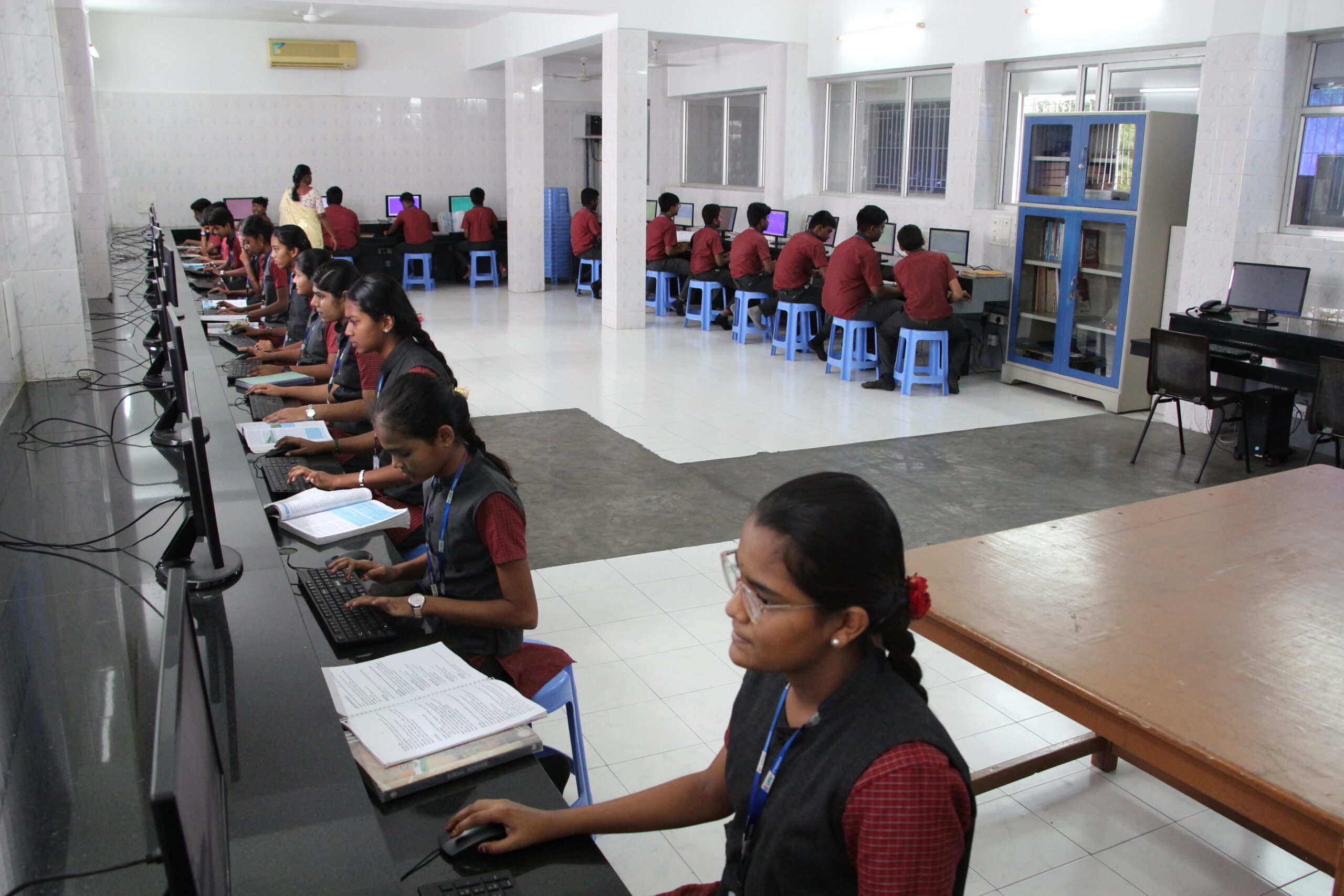 computer lab (3)